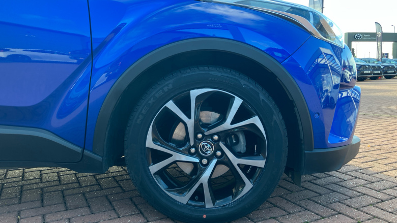 Toyota C-HR 1.8 Hybrid Design 5dr CVT Hybrid Hatchback